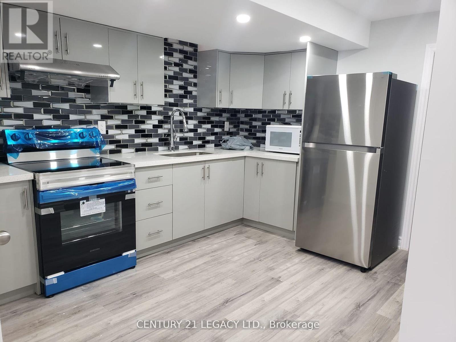 Bsmt - 6 Haverstock Crescent, Brampton, Ontario  L7A 4C9 - Photo 4 - W12597614