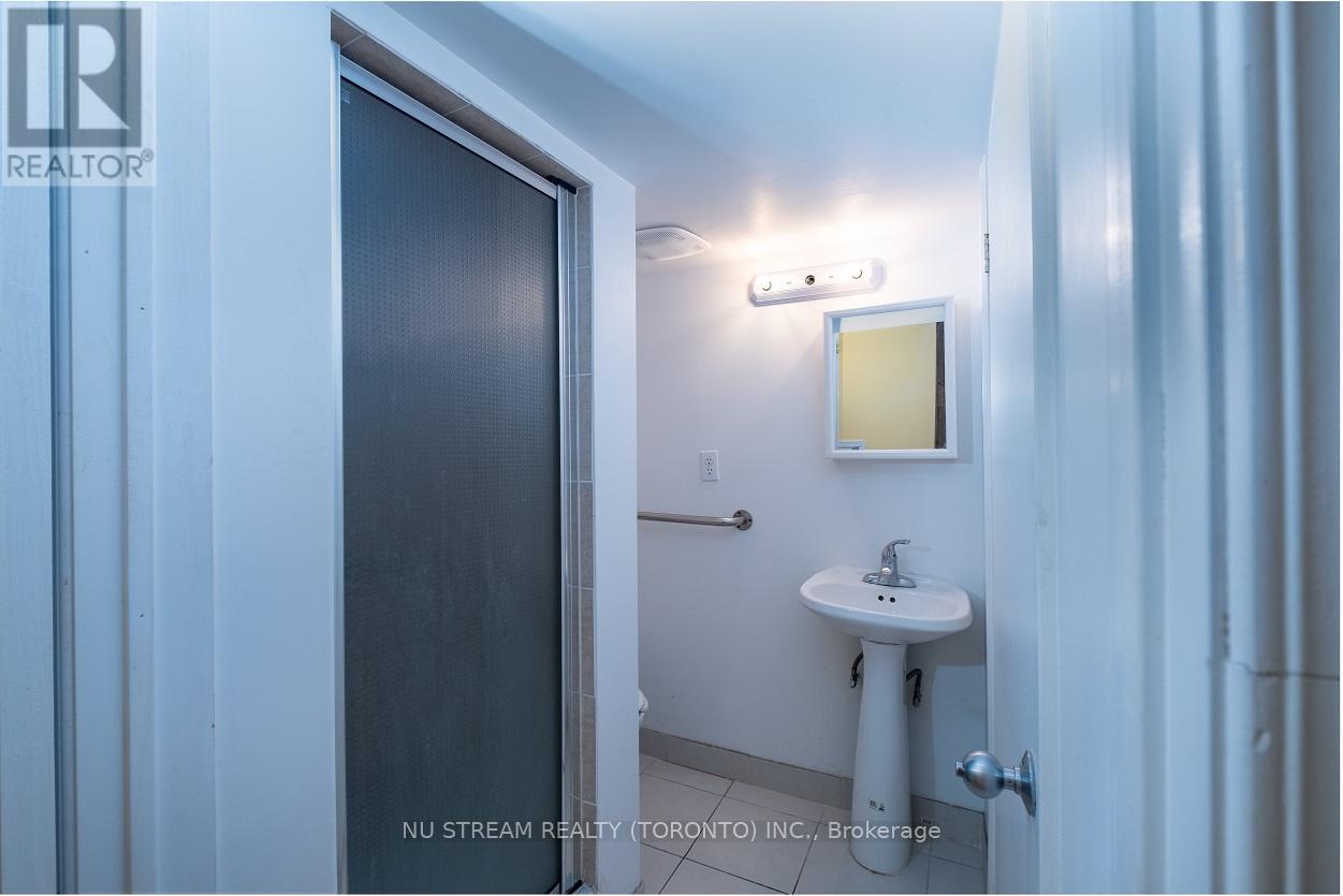 18 - 1128 Dundas Street W, Mississauga, Ontario  L5C 1E1 - Photo 13 - W12597618