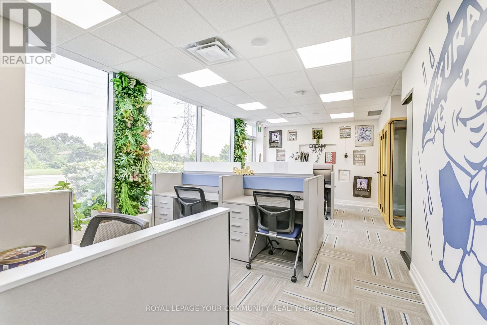 East - 6-1185 Queensway, Mississauga, Ontario  L4Y 0G4 - Photo 10 - W12597630