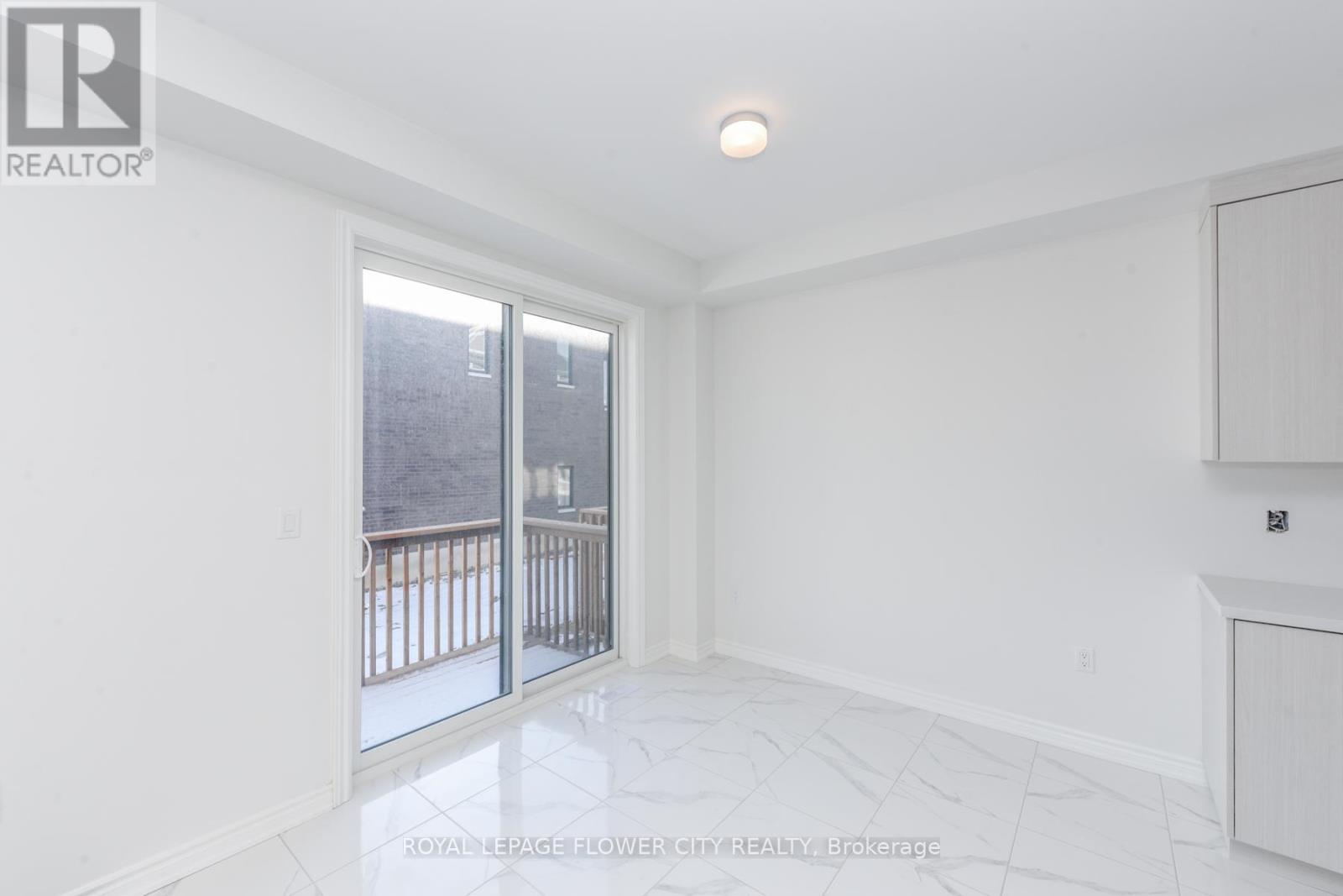 57 Tapscott Crescent, Brampton, Ontario  L6R 4A1 - Photo 14 - W12597642