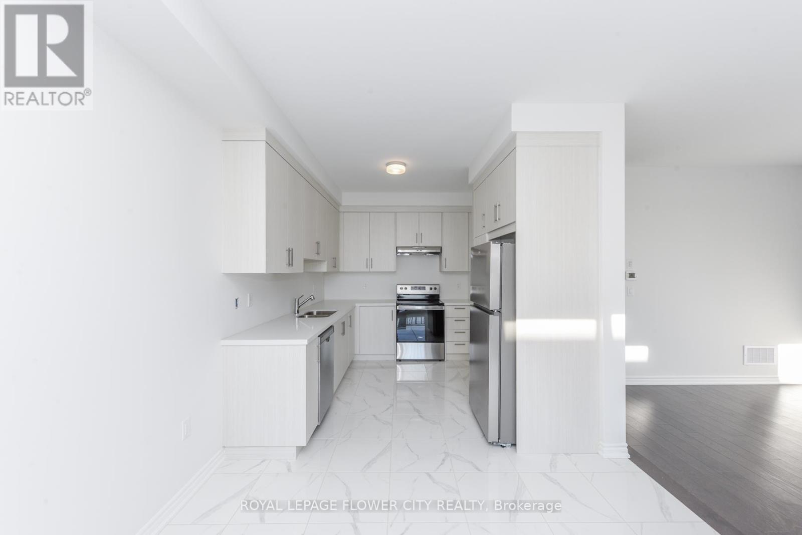 57 Tapscott Crescent, Brampton, Ontario  L6R 4A1 - Photo 15 - W12597642