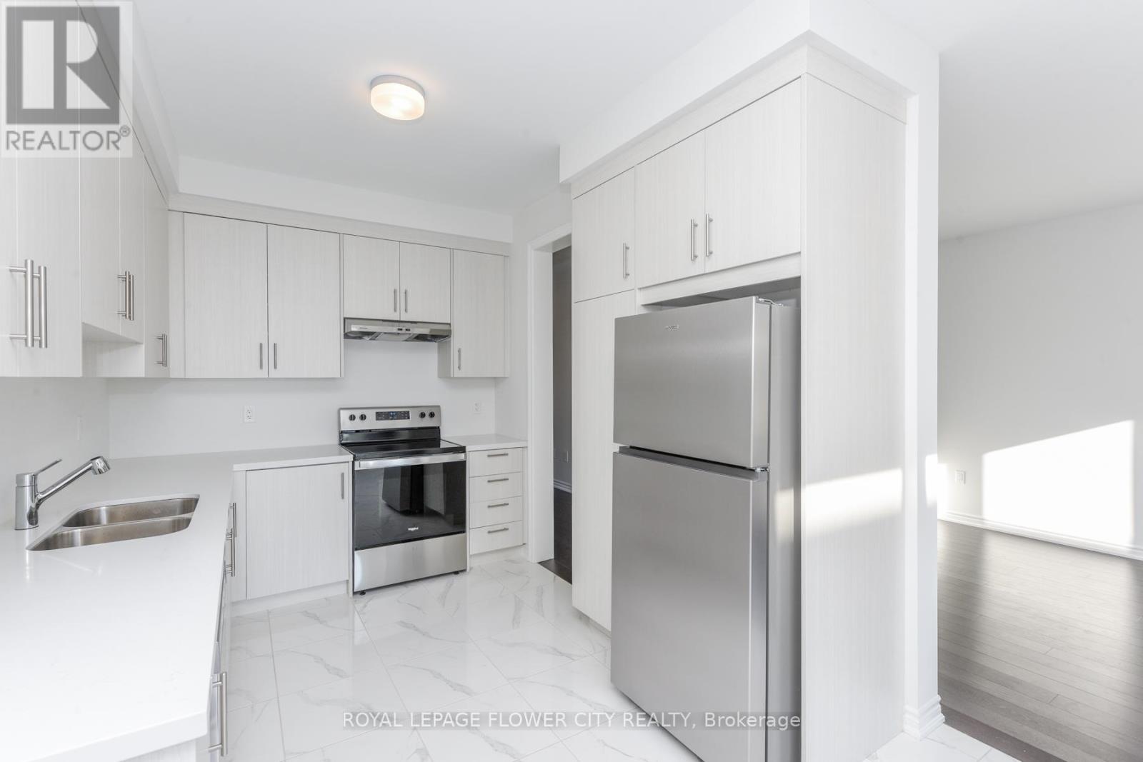 57 Tapscott Crescent, Brampton, Ontario  L6R 4A1 - Photo 17 - W12597642