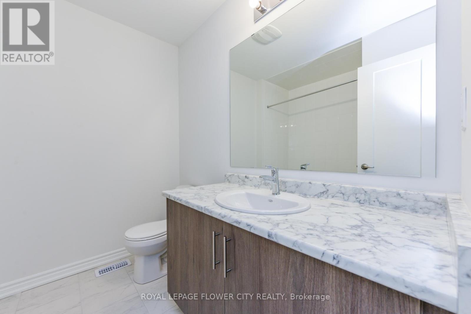 57 Tapscott Crescent, Brampton, Ontario  L6R 4A1 - Photo 30 - W12597642