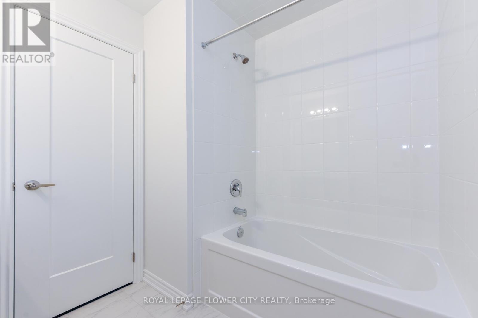 57 Tapscott Crescent, Brampton, Ontario  L6R 4A1 - Photo 33 - W12597642