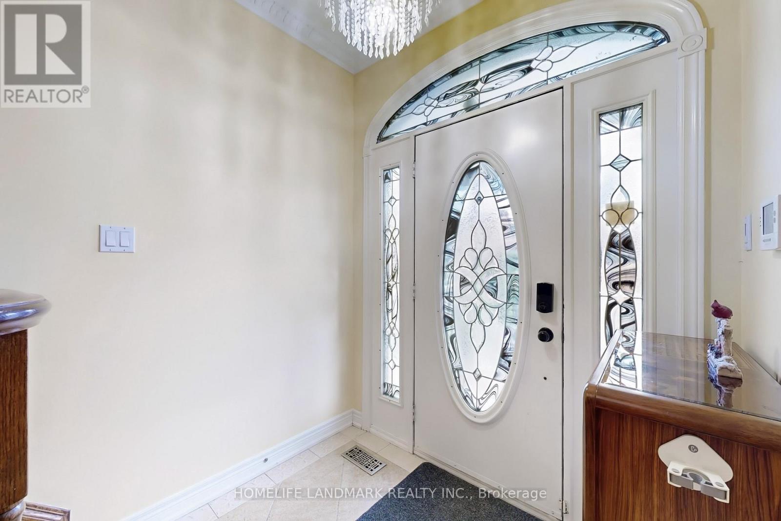 72 Branstone Road, Toronto, Ontario  M6E 4E4 - Photo 4 - W12597660