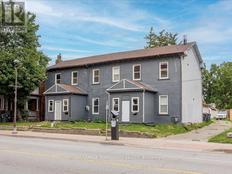 1 - 166 Main Street N, Brampton (Downtown Brampton), Ontario  L6V 1N9 - Photo 11 - W12597722