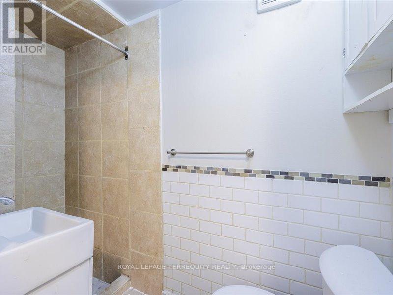 1 - 166 Main Street N, Brampton (Downtown Brampton), Ontario  L6V 1N9 - Photo 7 - W12597722