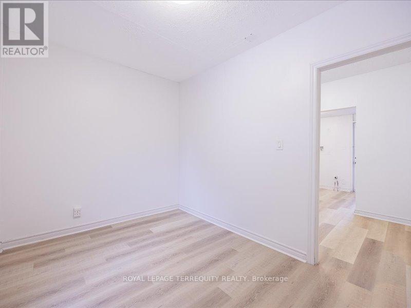 1 - 166 Main Street N, Brampton (Downtown Brampton), Ontario  L6V 1N9 - Photo 8 - W12597722