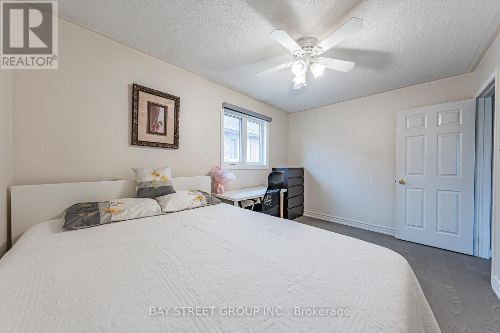 2524 Paula Court, Mississauga, Ontario  L5K 2R5 - Photo 28 - W12597734