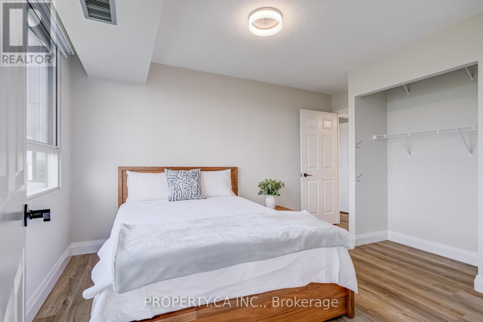 1201 - 1271 Walden Circle, Mississauga, Ontario  L5J 4R4 - Photo 18 - W12597770