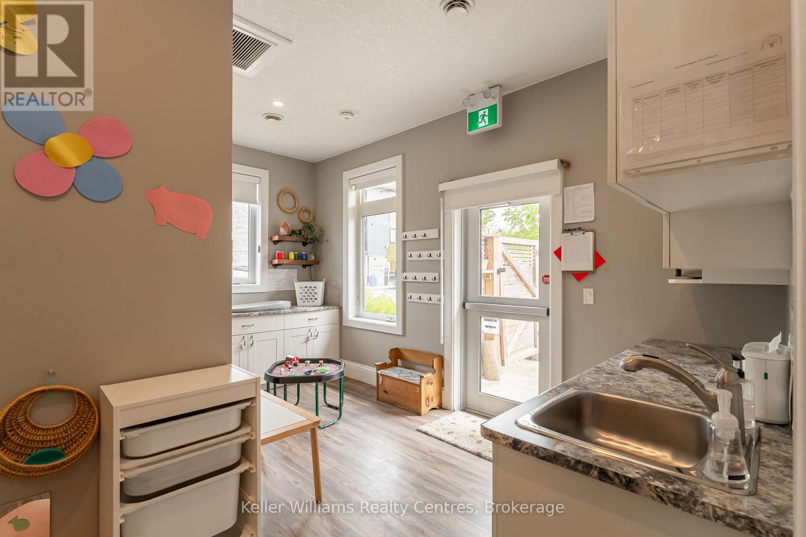 569 Catherine Street, Saugeen Shores, Ontario N0H 2C1 - Photo 15 - X12597886