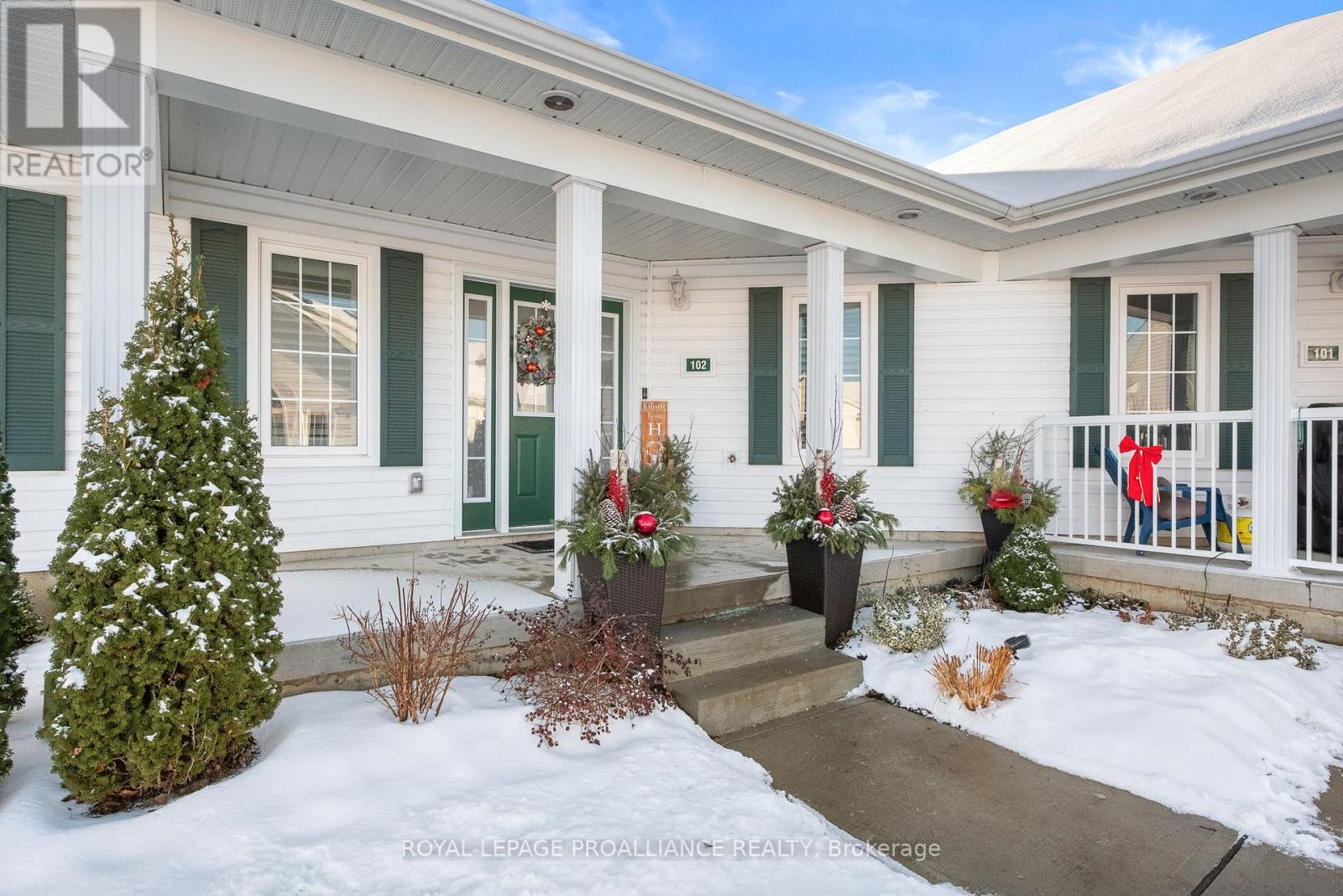 102 - 300 Croft Street, Port Hope, Ontario L1A 0E1 - Photo 3 - X12597840