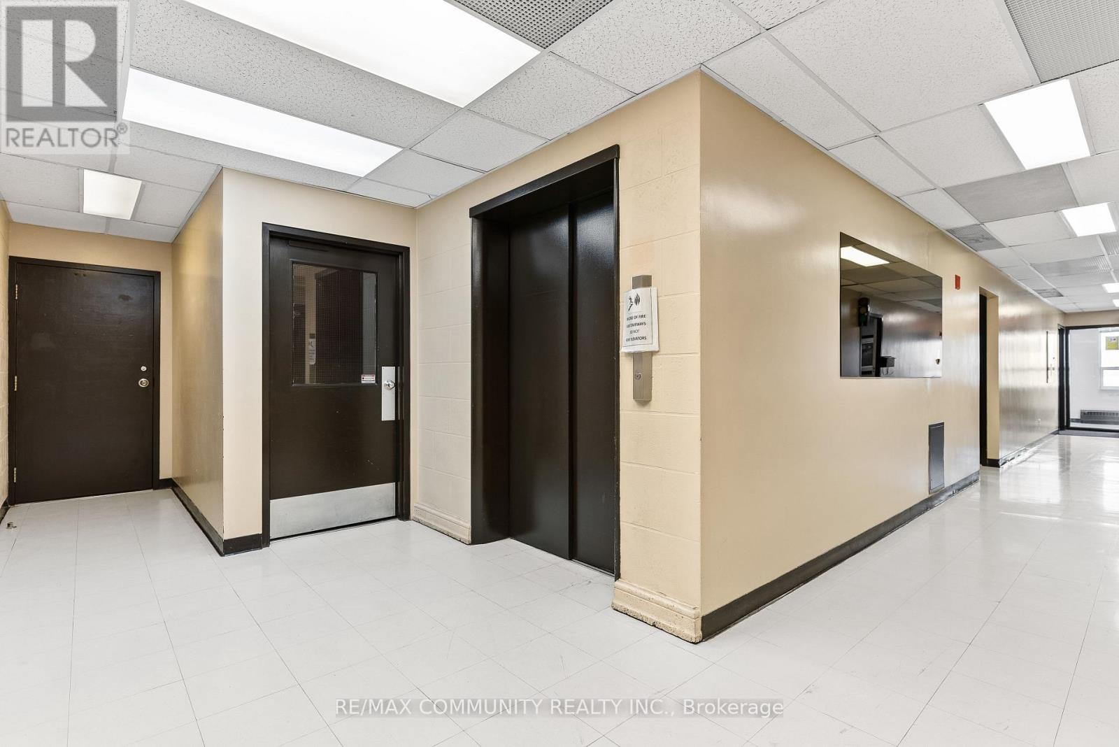 1378 Ouellette Avenue, Windsor, Ontario  N8X 1J8 - Photo 11 - X12504786