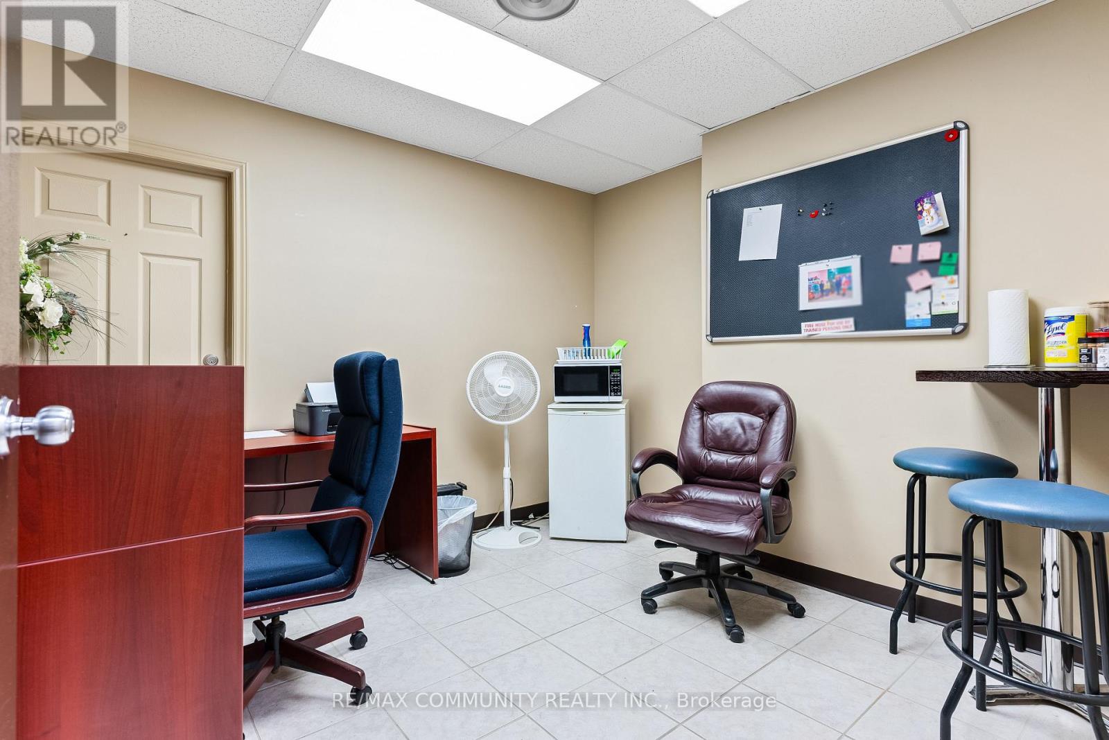 1378 Ouellette Avenue, Windsor, Ontario  N8X 1J8 - Photo 23 - X12504786