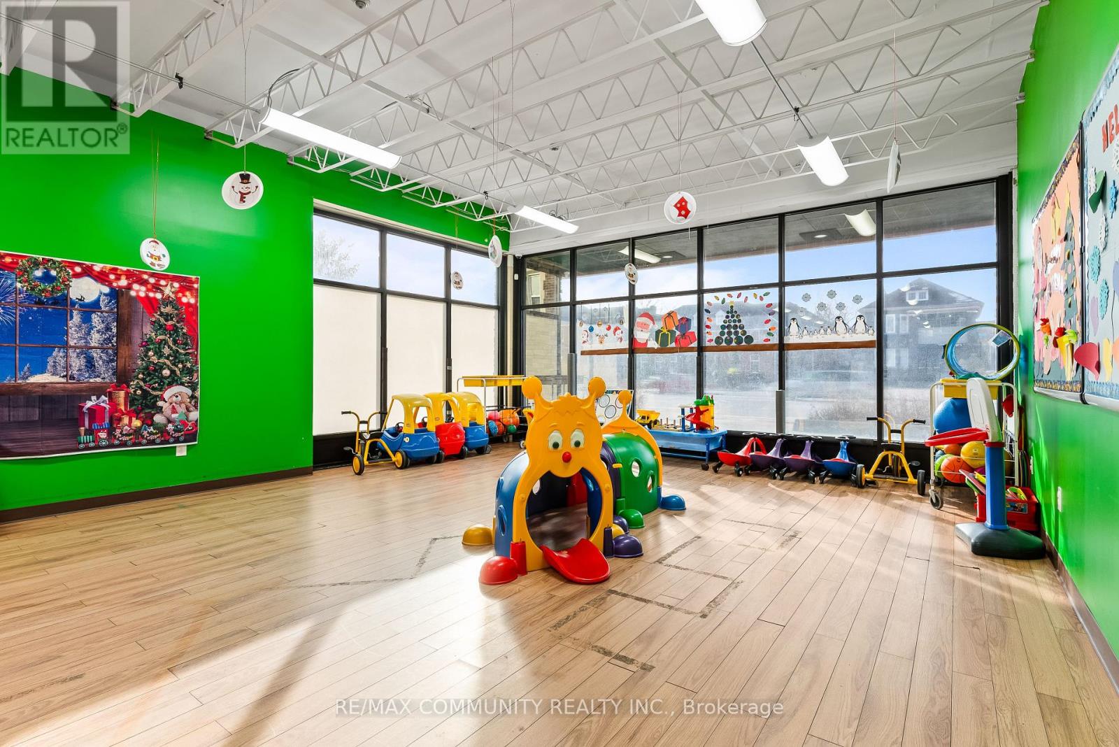 1378 Ouellette Avenue, Windsor, Ontario  N8X 1J8 - Photo 36 - X12504786