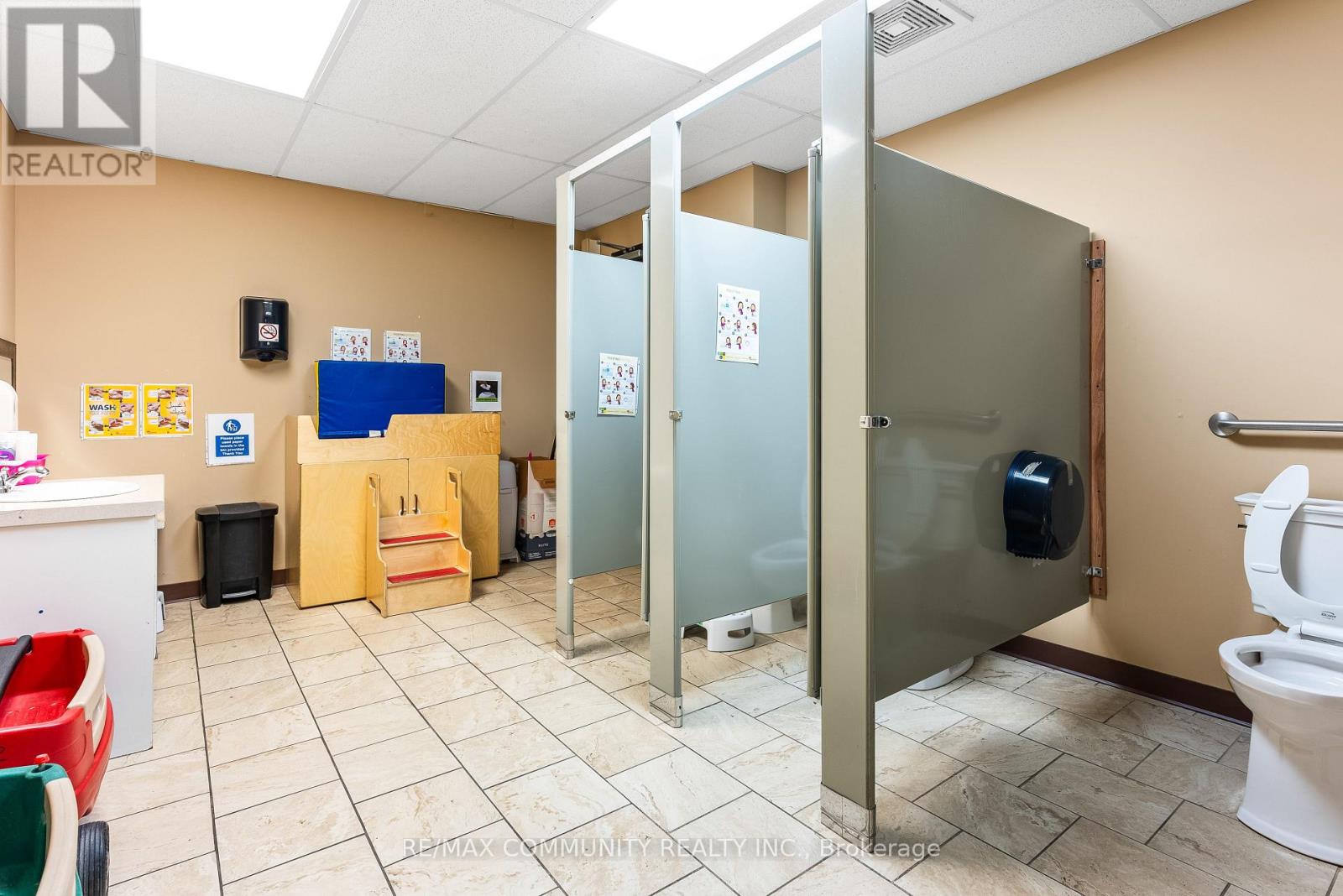 1378 Ouellette Avenue, Windsor, Ontario  N8X 1J8 - Photo 40 - X12504786