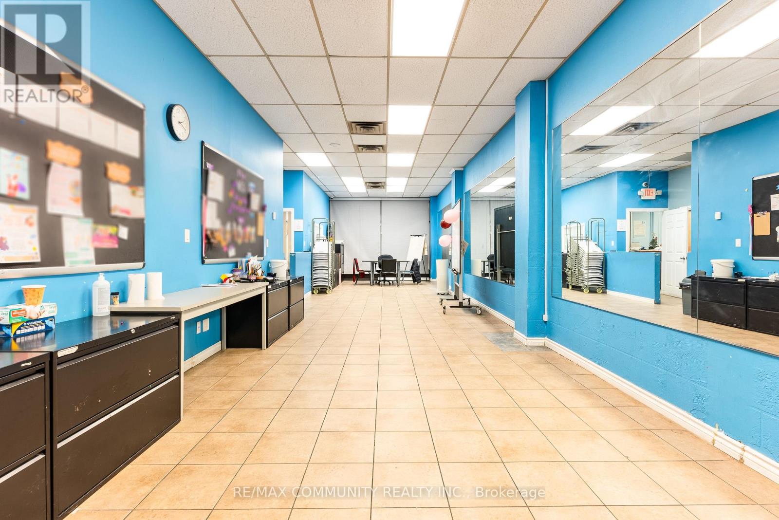 1378 Ouellette Avenue, Windsor, Ontario  N8X 1J8 - Photo 50 - X12504786