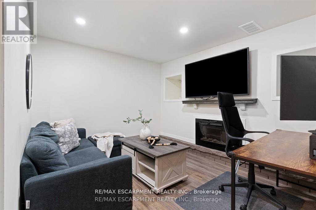 18 Flanders Avenue, St. Catharines, Ontario  L2M 5X3 - Photo 34 - X12597650