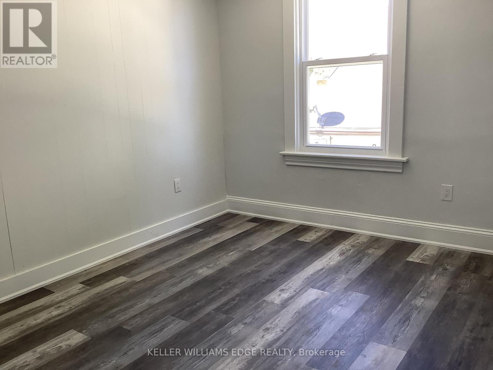 3 - 90 Kent St Street S, Haldimand, Ontario  N3Y 2X9 - Photo 15 - X12597752