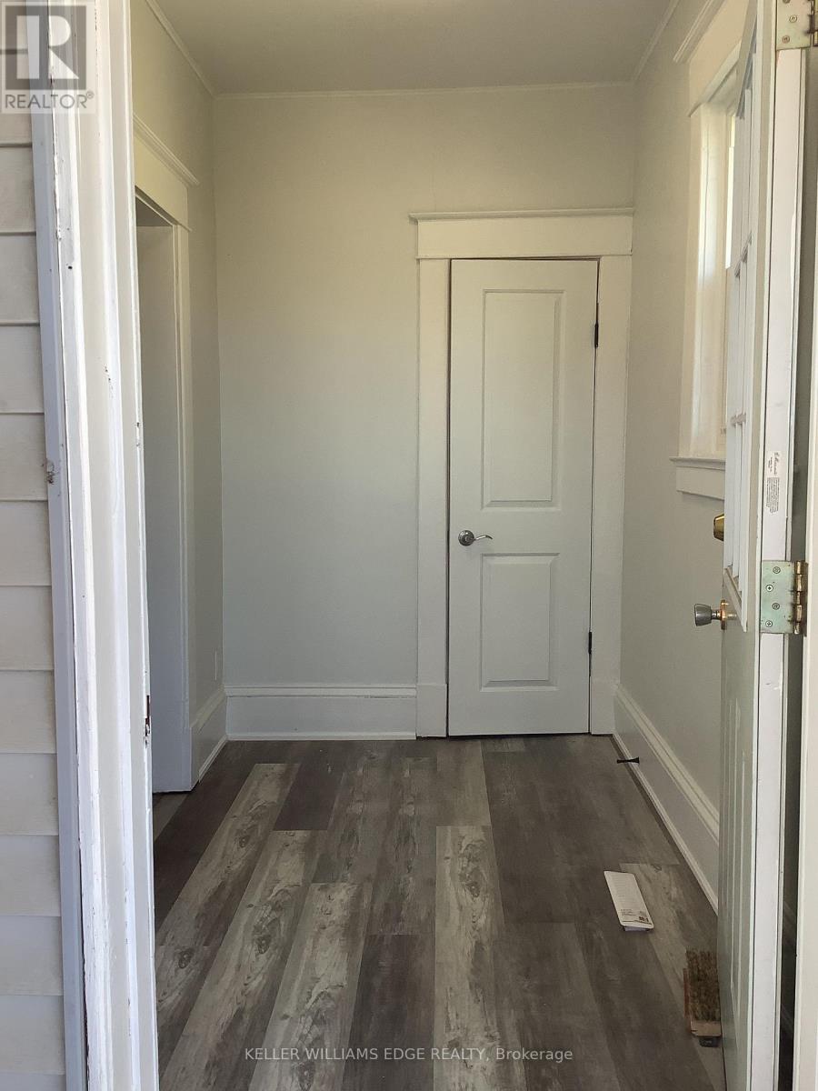 3 - 90 Kent St Street S, Haldimand, Ontario  N3Y 2X9 - Photo 3 - X12597752