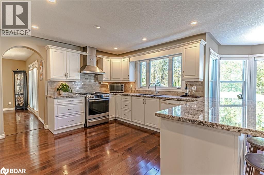 3678 Kimberley Street, Innisfil, Ontario  L9S 2L3 - Photo 3 - 40792119