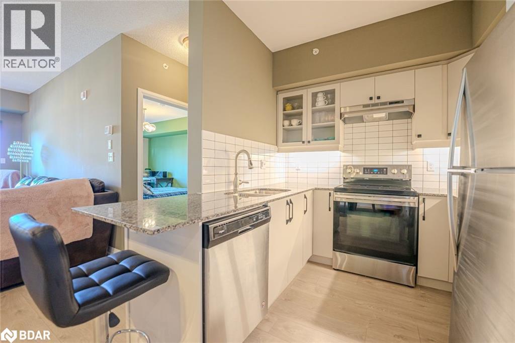 54 KODA Street Unit# 112, Barrie, Ontario