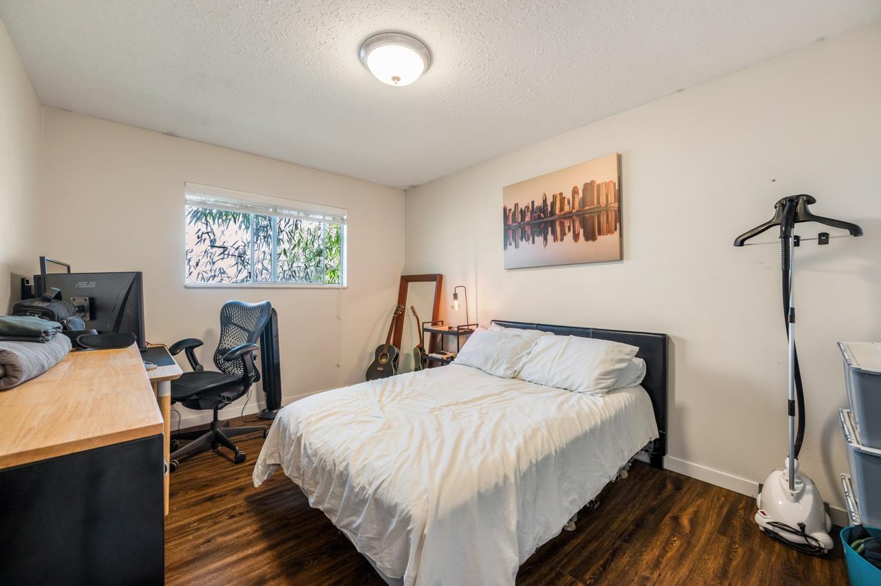 13257 14a Avenue, Surrey, British Columbia  V4A 1J2 - Photo 2 - R3068565