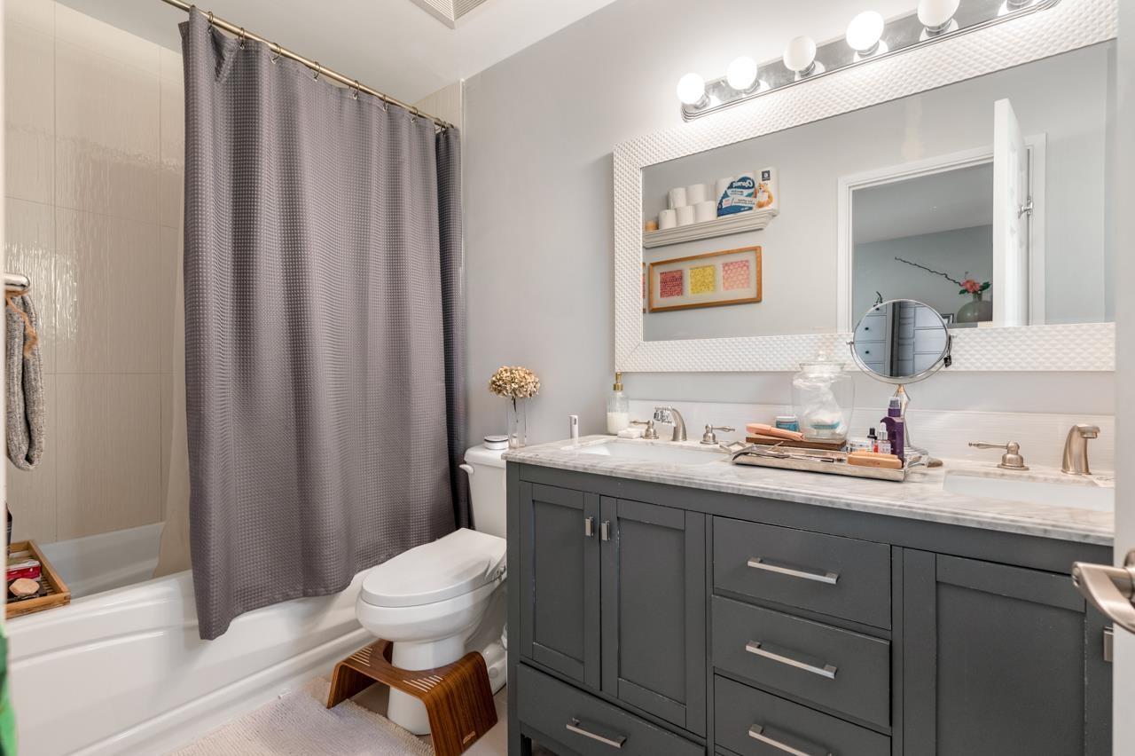 13257 14a Avenue, Surrey, British Columbia  V4A 1J2 - Photo 4 - R3068565