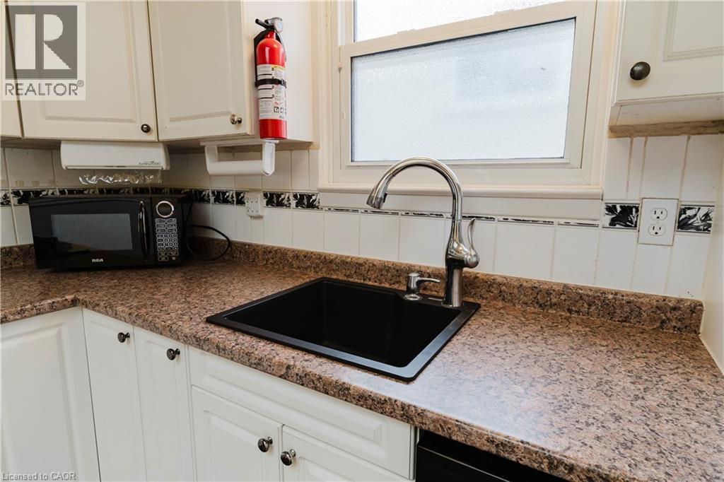 1209 Valentine Drive, Cambridge, Ontario  N3H 2P1 - Photo 12 - 40791677