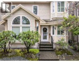 <div class="price">$2,788,000</div> 4560 W 7th Avenue, Vancouver<br><div style="margin-bottom:8px;"><small>RE/MAX Westcoast</small></div><div class='bed_bath'>3 Bed | 4 Bath</div>