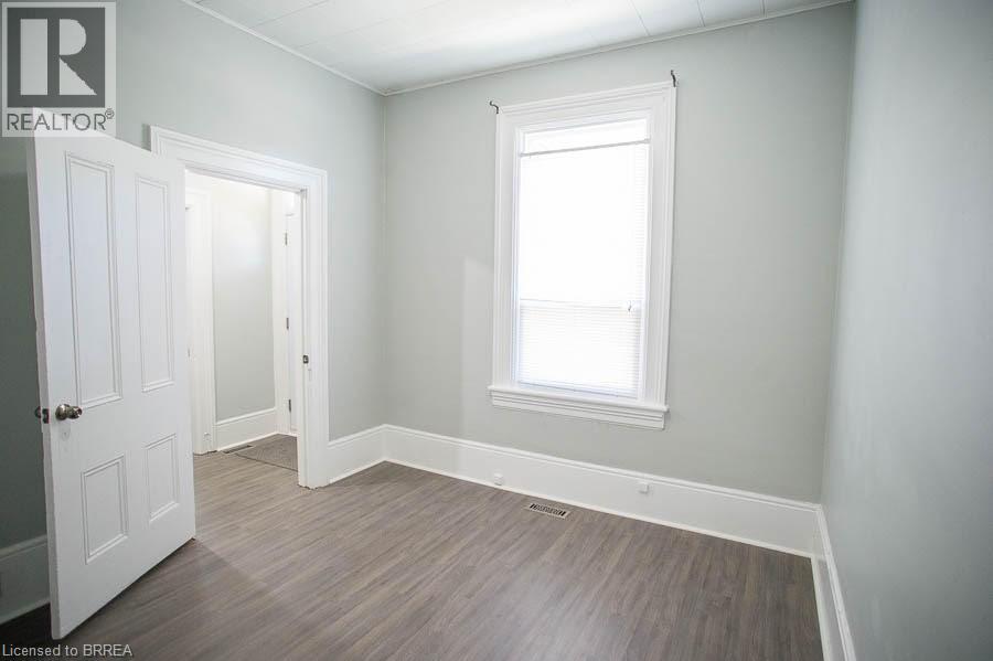 167 Nelson Street, Brantford, Ontario  N3S 4B7 - Photo 11 - 40792099