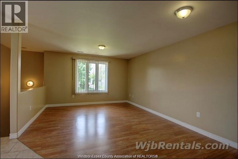 680 Cameron Unit# 1, Windsor, Ontario N9B 1Z1 - Photo 2 - 25031079