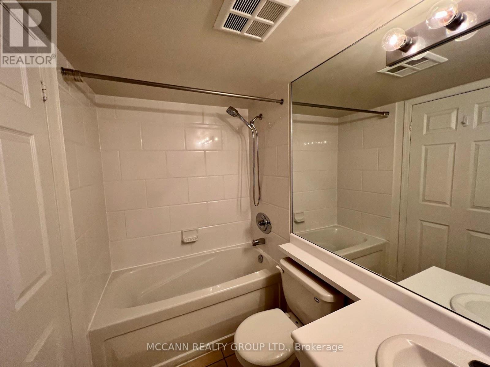 605 - 455 Rosewell Avenue, Toronto, Ontario  M4R 2H9 - Photo 16 - C12597806