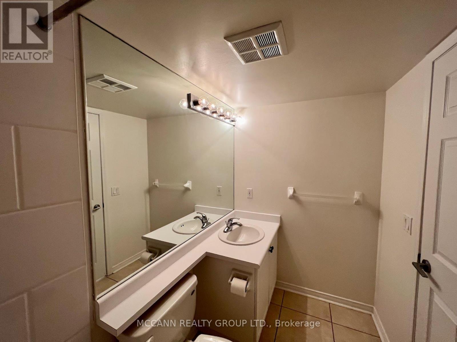 605 - 455 Rosewell Avenue, Toronto, Ontario  M4R 2H9 - Photo 17 - C12597806