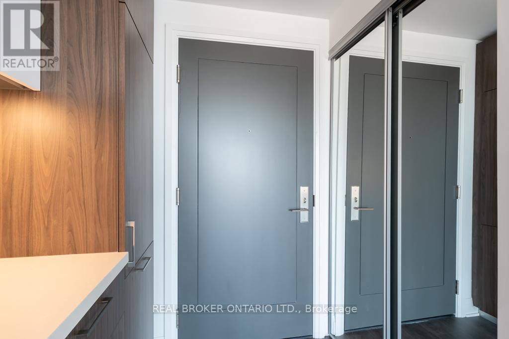 1302 - 33 Frederick Todd Way, Toronto, Ontario  M4G 0C9 - Photo 7 - C12597882