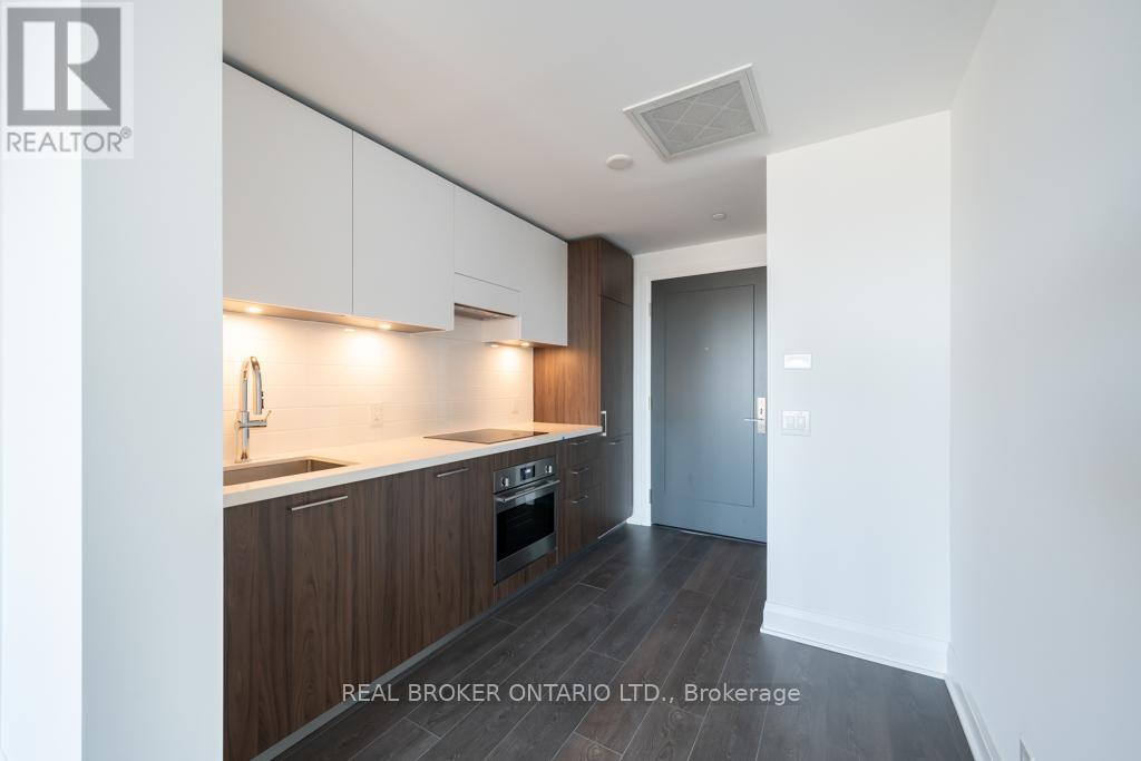 1302 - 33 Frederick Todd Way, Toronto, Ontario  M4G 0C9 - Photo 8 - C12597882