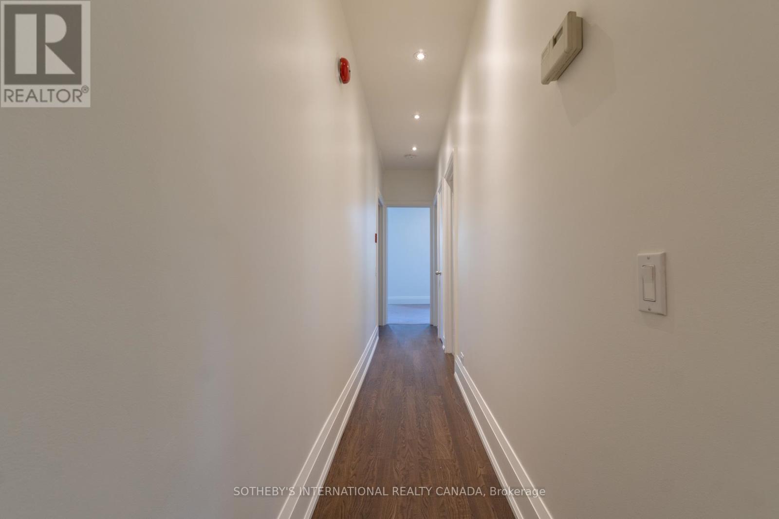 Unit 2 - 215-217 Carlton Street, Toronto, Ontario  M5A 2K9 - Photo 10 - C12405242