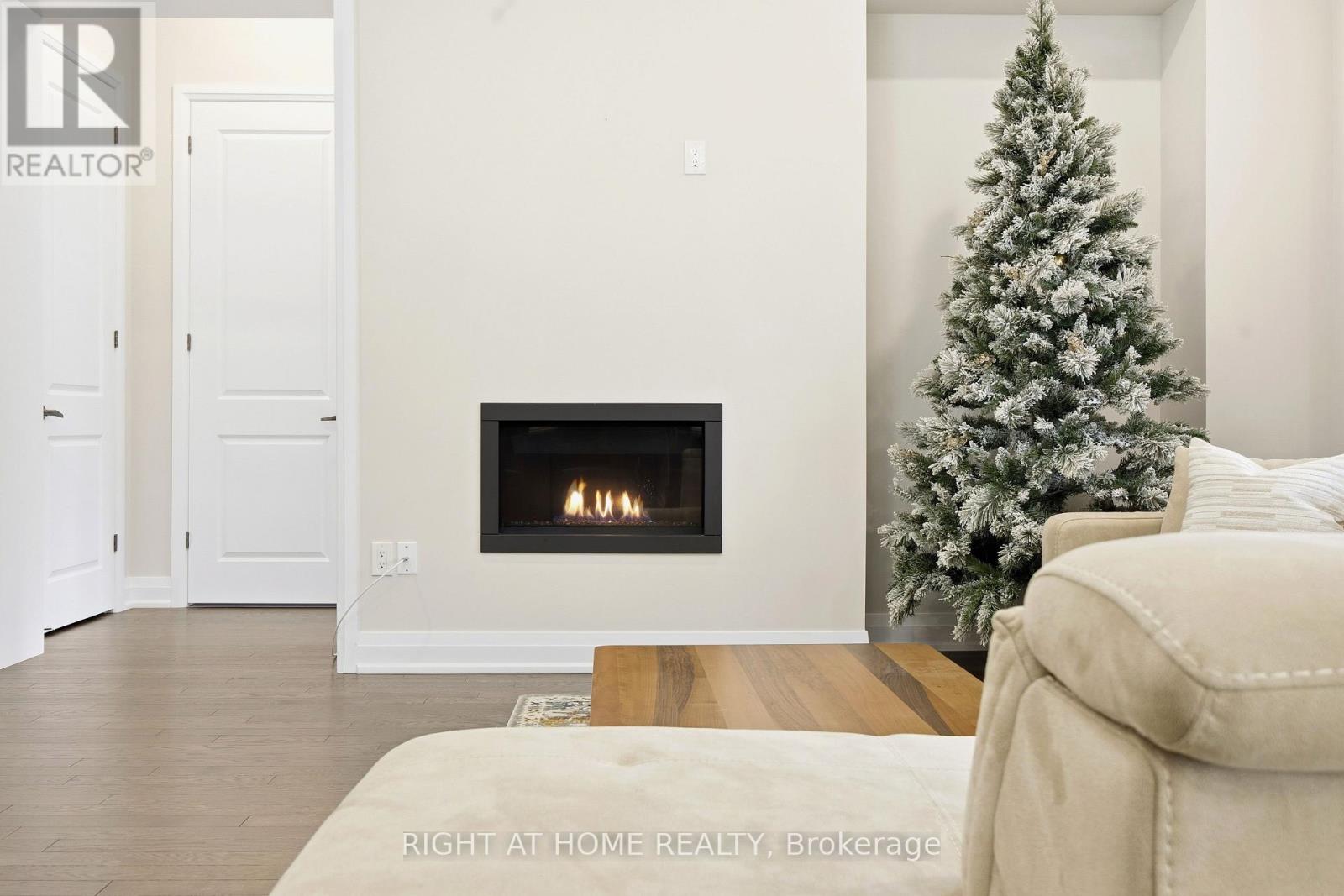 185 Cranberry Lane, Aurora, Ontario  L4G 5Z4 - Photo 13 - N12570912