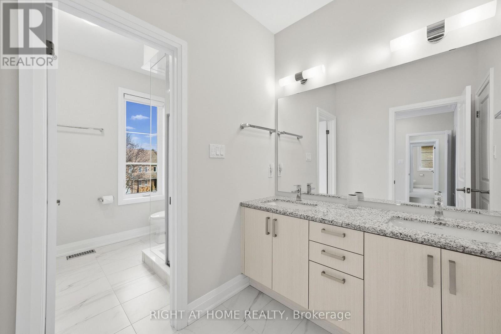 185 Cranberry Lane, Aurora, Ontario  L4G 5Z4 - Photo 37 - N12570912