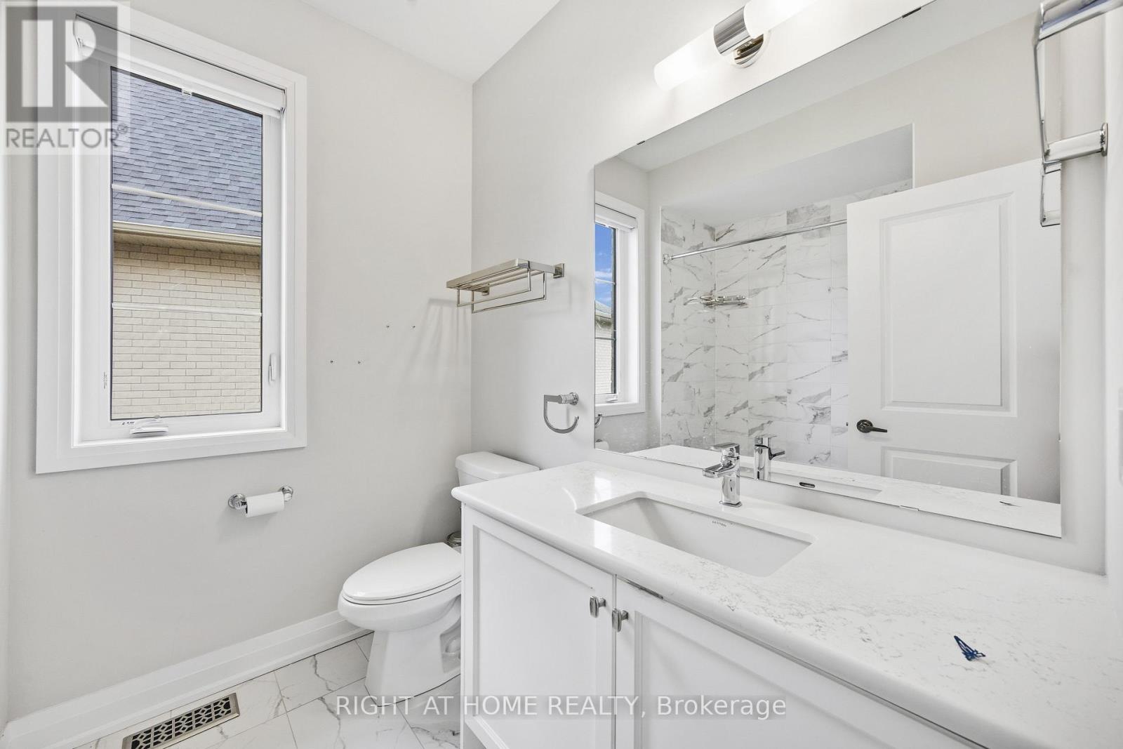 185 Cranberry Lane, Aurora, Ontario  L4G 5Z4 - Photo 34 - N12570912