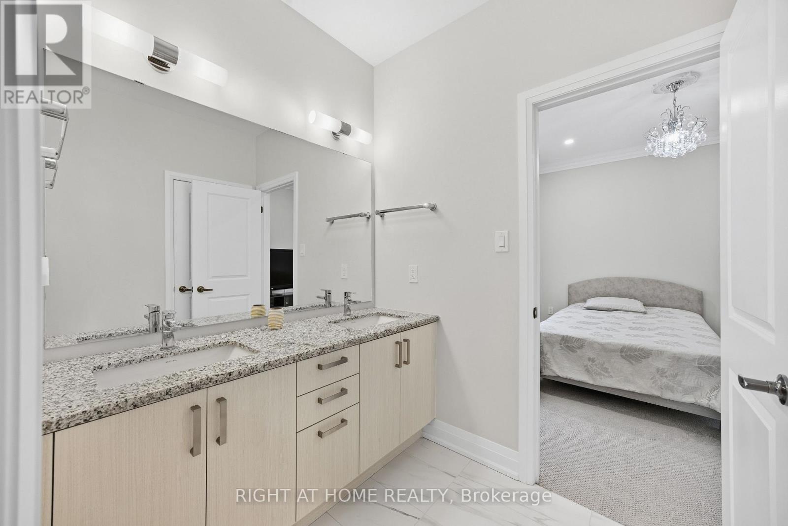 185 Cranberry Lane, Aurora, Ontario  L4G 5Z4 - Photo 39 - N12570912