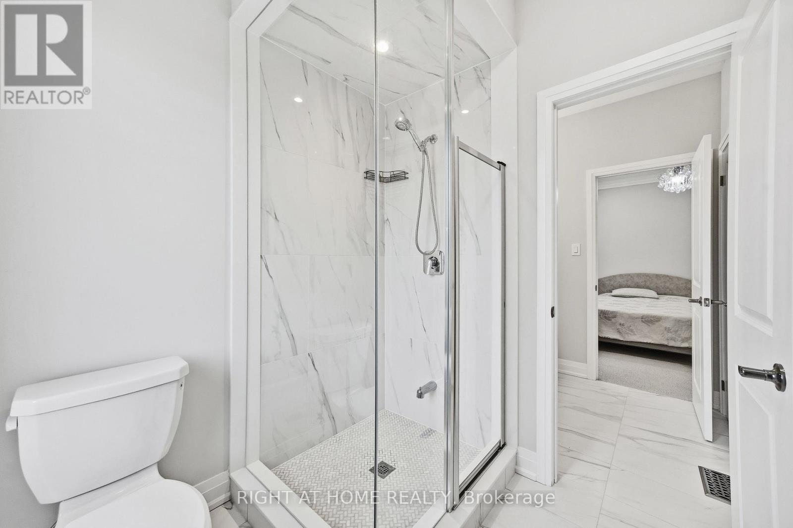 185 Cranberry Lane, Aurora, Ontario  L4G 5Z4 - Photo 38 - N12570912