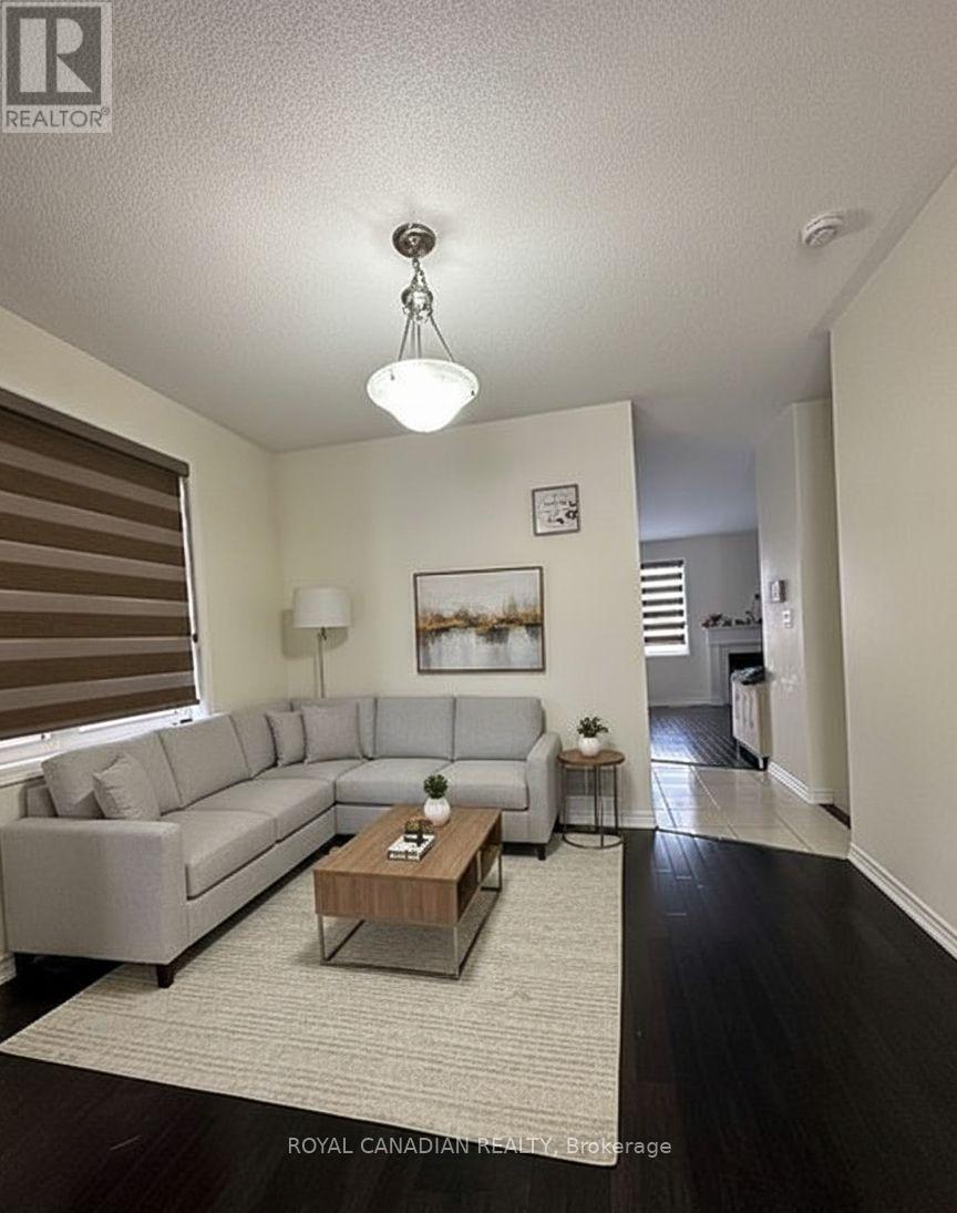 Upper - 124 Tysonville Circle, Brampton, Ontario  L7A 4B3 - Photo 3 - W12572154