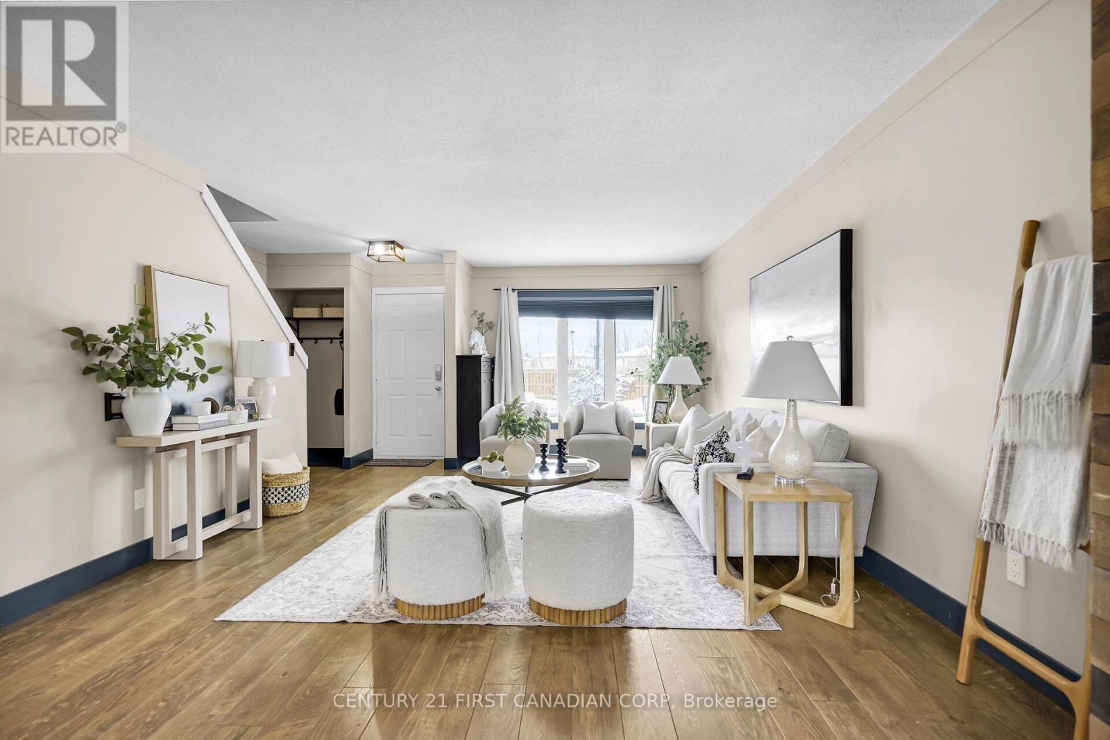 18 - 1138 Kipps Lane E, London East (East A), Ontario  N5Y 5K6 - Photo 6 - X12596854