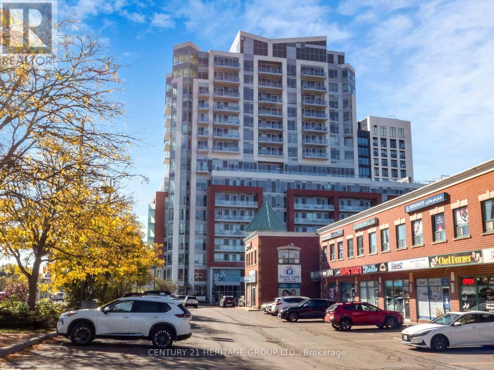 701 - 8888 Yonge Street, Richmond Hill, Ontario  L4C 6Z1 - Photo 4 - N12597890