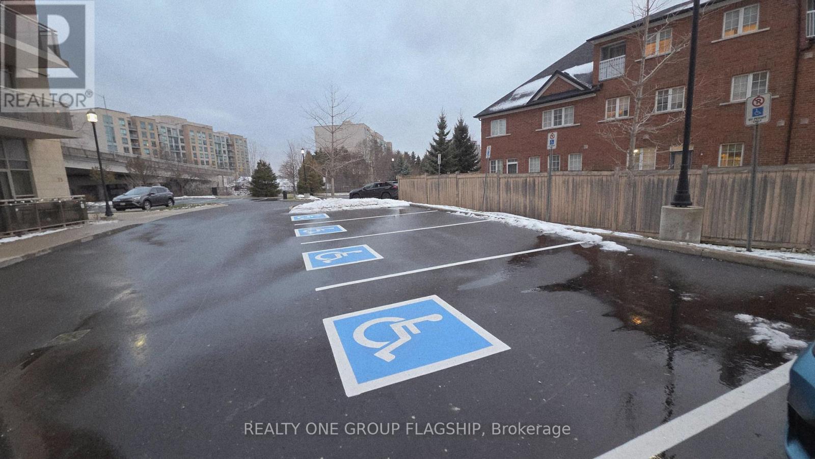 812 - 75 King William Crescent, Richmond Hill, Ontario  L4B 0C1 - Photo 22 - N12597896