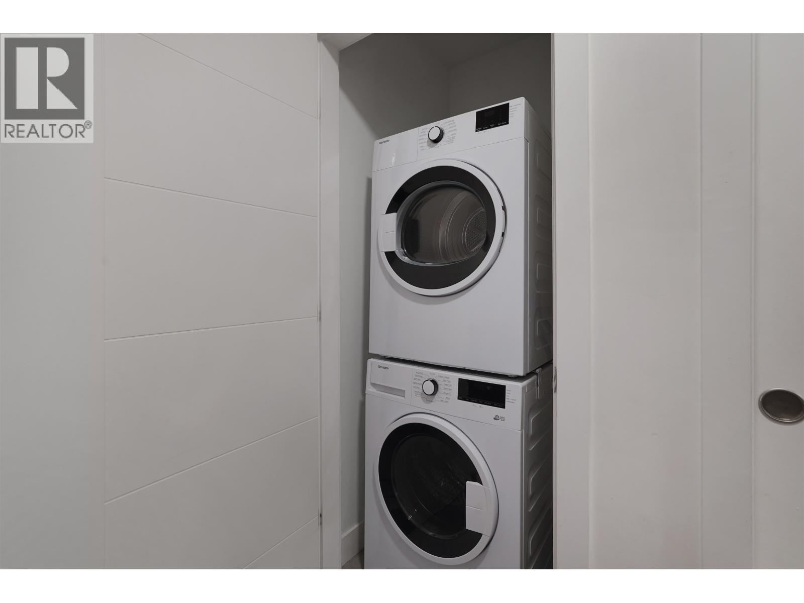 124 2035 Glenaire Drive, North Vancouver, British Columbia  V7P 1Y2 - Photo 13 - R3071447