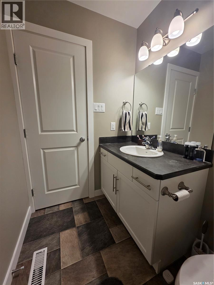 503 Milne Crescent, Estevan, Saskatchewan  S4A 2K8 - Photo 24 - SK025098