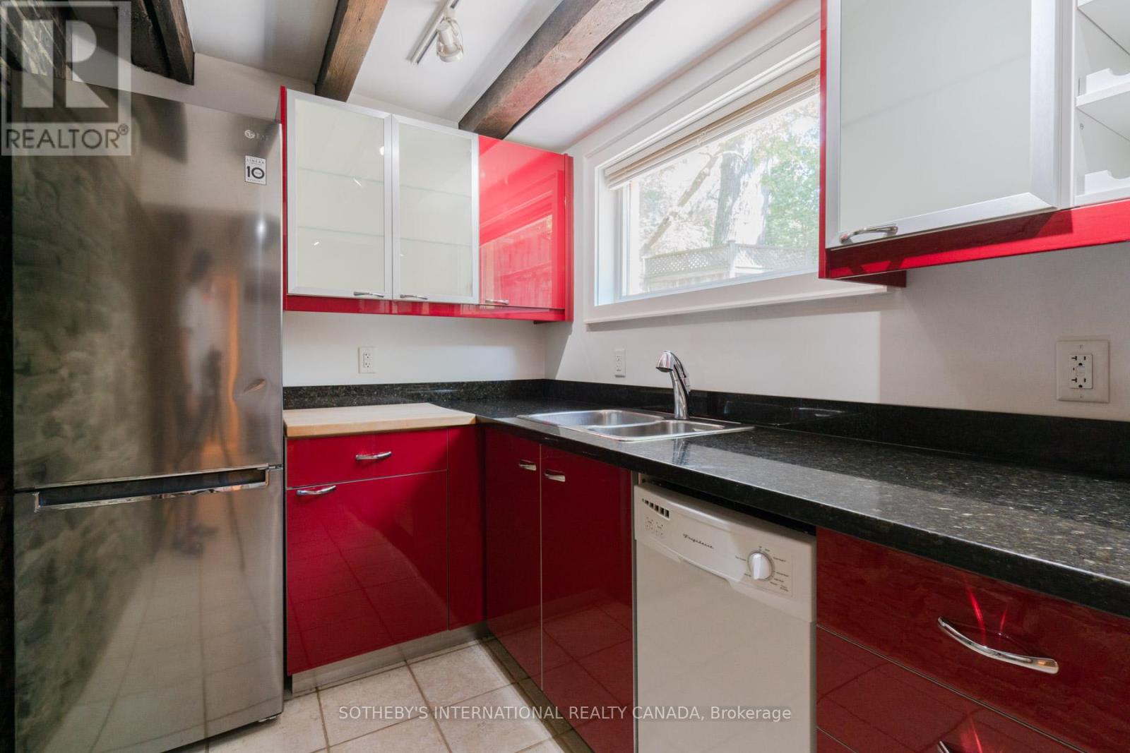 Unit 1 - 215-217 Carlton Street, Toronto, Ontario  M5A 2K9 - Photo 9 - C12405193