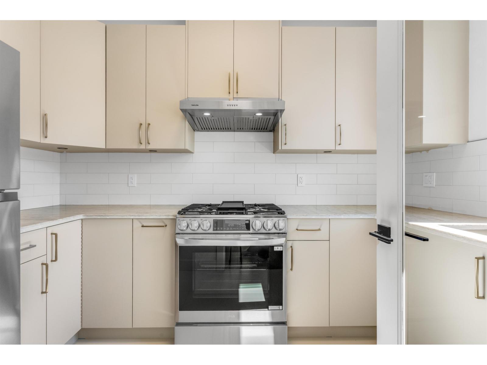 27144 35th Avenue, Langley, British Columbia  V4W 0A5 - Photo 9 - R3071823